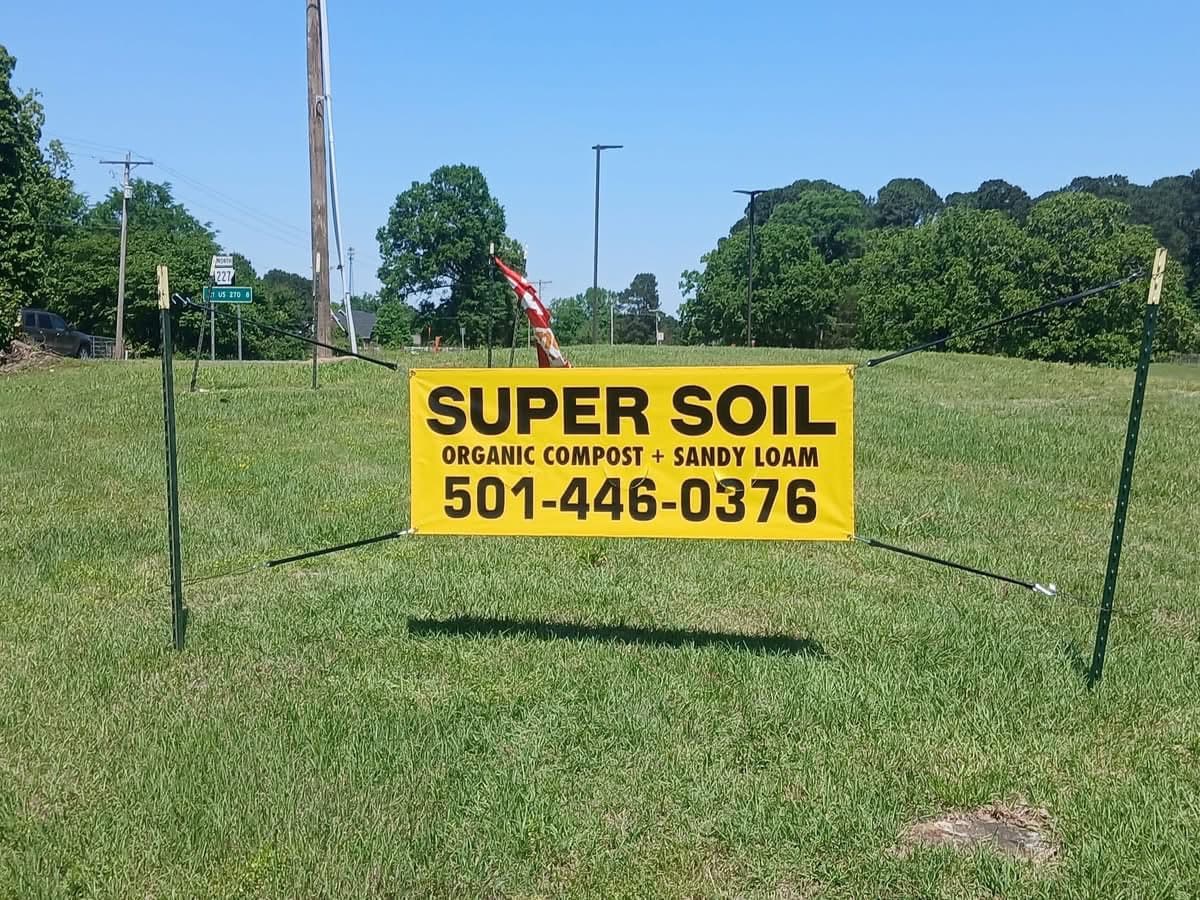 Supersoil compost sign in Hot Springs AR